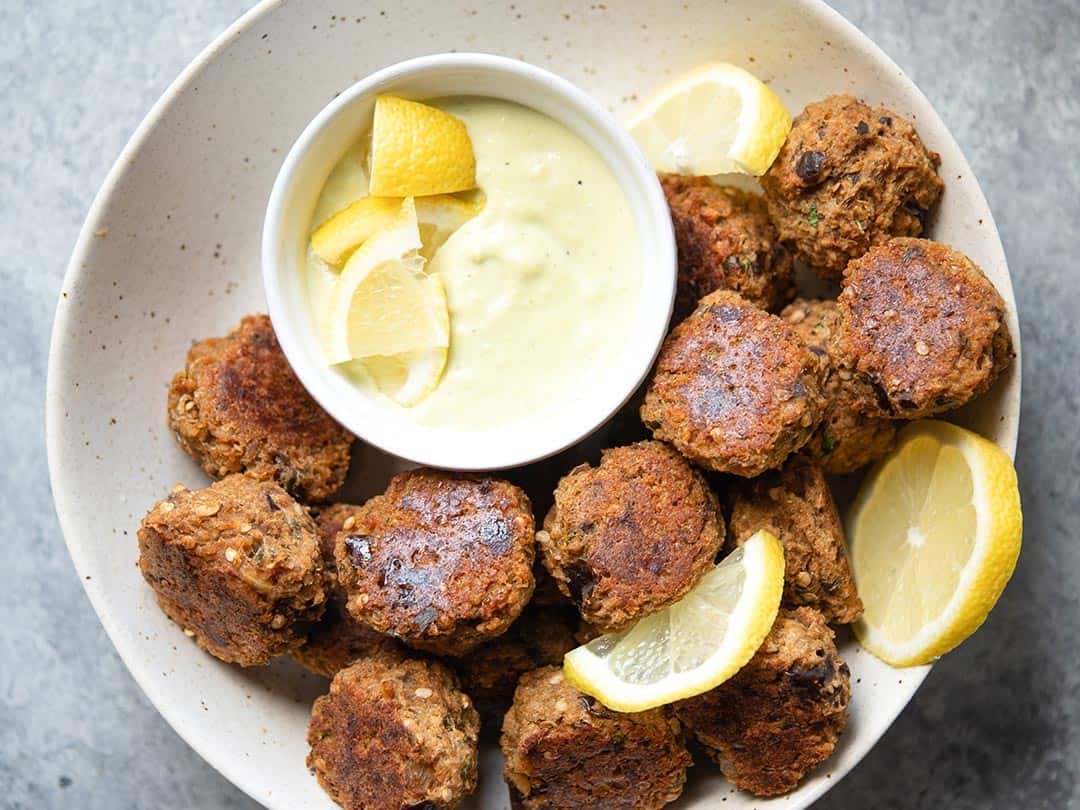 Meat balls lemon sauce