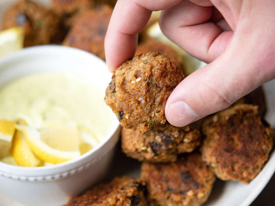 Meat balls lemon sauce